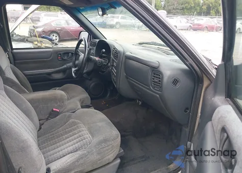 2002 Chevrolet S-10 Ls z USA, uszkodzony, nr VIN 1GCCS145128134412